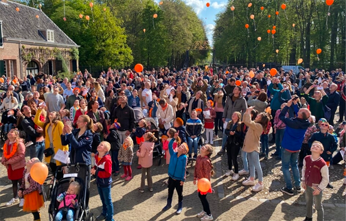 Aubade Koningsdag Renswoude oranjefestivalrenswoude Oranjevereniging Kasteel
